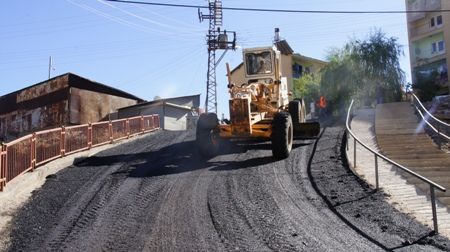 Asfaltlama Çalışmalarına Başlandı galerisi resim 3