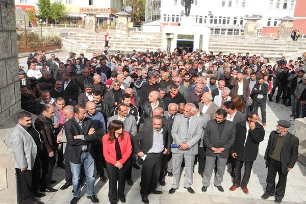 Tunceli’de çadırın kaldırılması protesto edildi galerisi resim 1