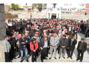 Tunceli’de çadırın kaldırılması protesto edildi