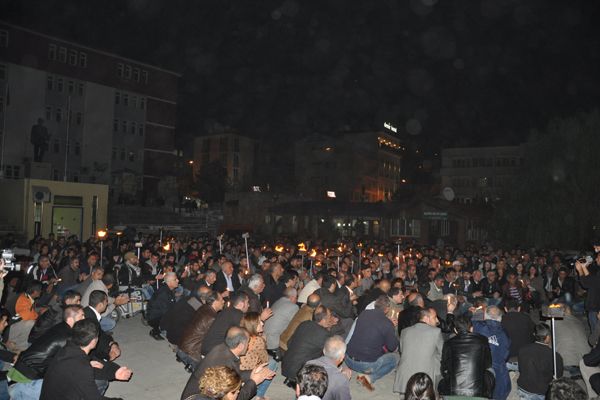 Tunceli'de Mumlu ve Meşaleli Eylem galerisi resim 1