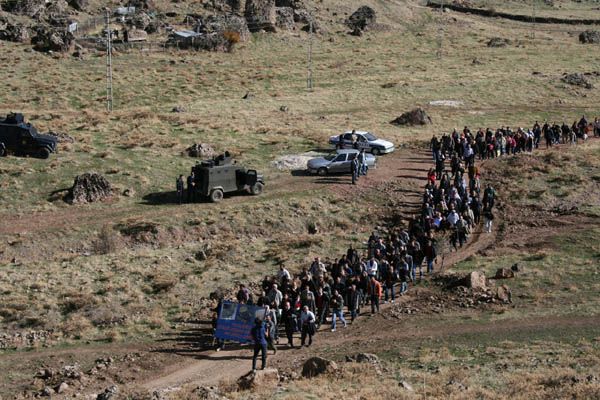 Dersim katliamı mağdurları anıldı galerisi resim 1