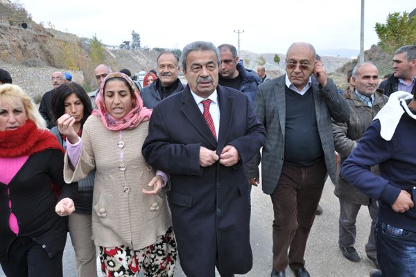 Tunceli'de Baraj Protestosuna 7 Bin Kişi Katıldı galerisi resim 11