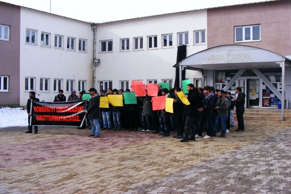 Uludere’de hayatını kaybedenler anıldı galerisi resim 1