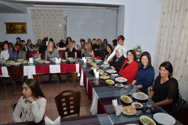 Polis eşleri dayanışma çayında biraraya geldi galerisi resim 4