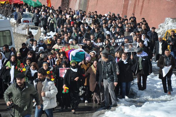 Sakine cansız toprağa verildi galerisi resim 3