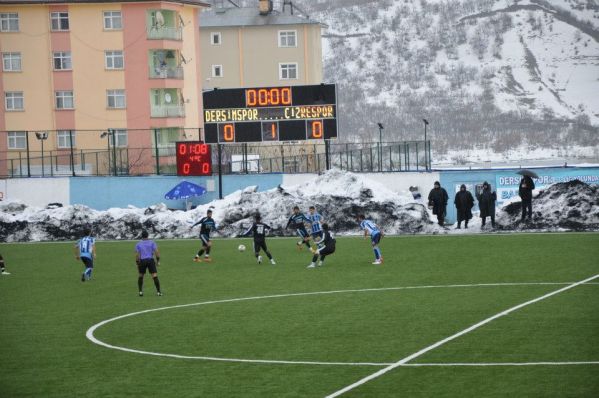 DERSİM SPOR, CİZRE SPOR 0-0 BERABERE KALDI galerisi resim 8