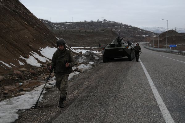 Şüpheli Paketten Mermi Çıktı galerisi resim 3