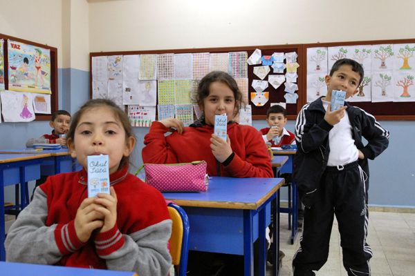 Tunceli'deki okullarda öğrencilere süt dağıtımı ba galerisi resim 5