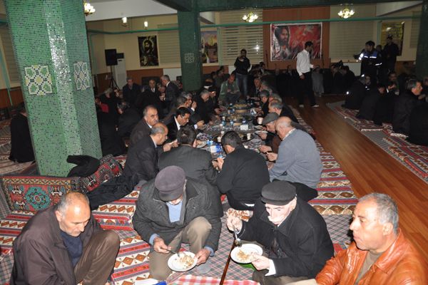 Vali Güner’den Cemevinde Hızır Orucu Yemeği galerisi resim 1