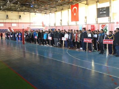 Voleybol Grup Müsabakaları Başladı galerisi resim 5