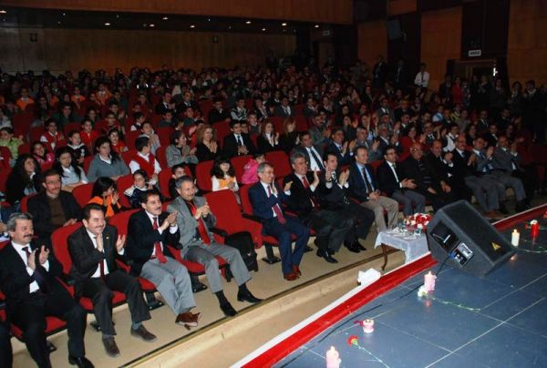 İstiklal Marşı'nın Kabulü ve Mehmet Akif Ersoy'u A galerisi resim 6