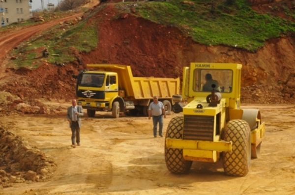 Vali Güner, Yeni Hastane Binasını İnceledi galerisi resim 2