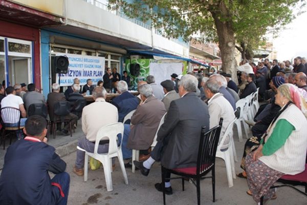 Cumhuriyet Mahallesinde İmar Toplantısı galerisi resim 1