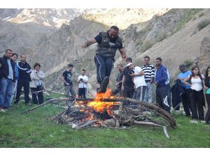 Tunceli'de Doğa Gezileri Sürüyor