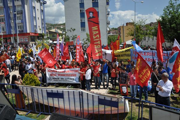 Tunceli'de 1 Mayıs Kutlamaları galerisi resim 2