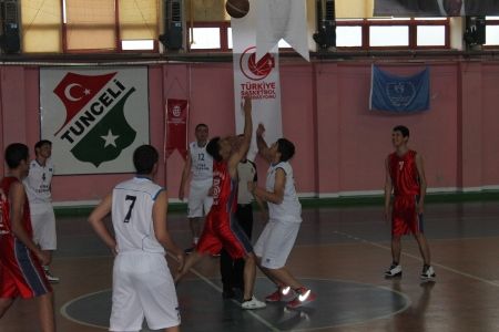 Gençlik Haftası  Basketbol Turnuvası  Başladı galerisi resim 2