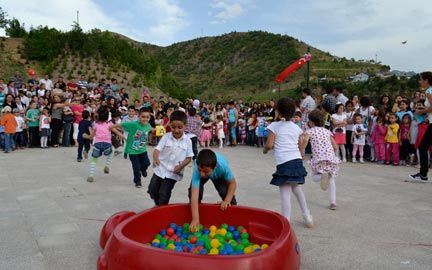 Tunceli’de Çocuk Şenliği galerisi resim 2