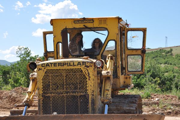 İş Bulamayınca Dozer Operatörü Oldu galerisi resim 2