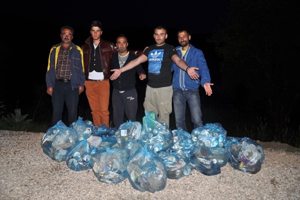 Kovuklu köyünde çevre temizliği galerisi resim 2