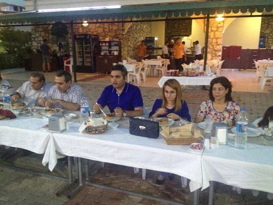 Pertek Kaymakamından iftar galerisi resim 1