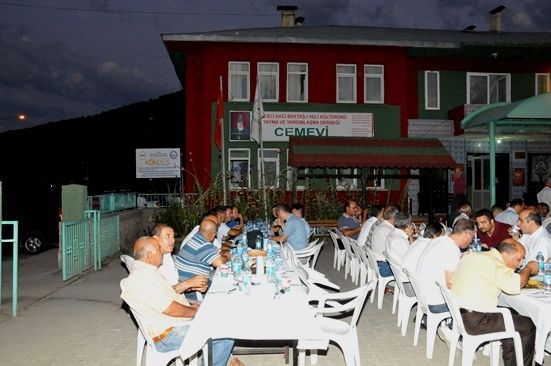 Vali Güner, İftar Yemeğine Katıldı galerisi resim 1