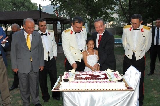 Tunceli’de 30 Ağustos Resepsiyonu galerisi resim 1