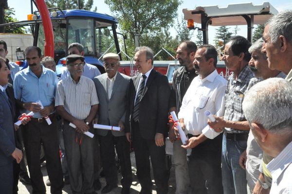 Tuncelili Çiftçilere Makine ve Ekipman Desteği galerisi resim 2