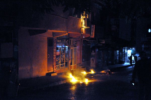 Tunceli'de Birahaneye Molotoflu Saldırı galerisi resim 1