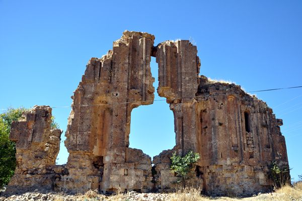 Ermeni Kilisesi Turizme Kazandırılmayı Bekliyor galerisi resim 1