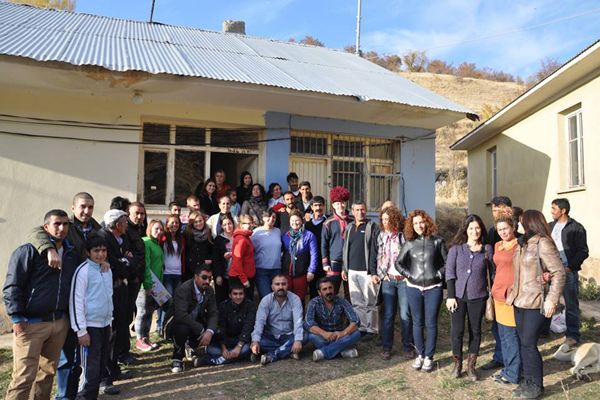 İsveçli Turistler, Tunceli'de Dağ Köyünü ziyaret e galerisi resim 2