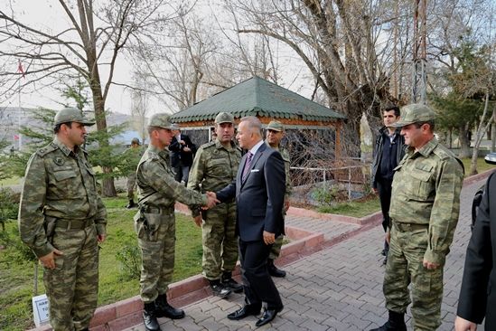 Vali Güner, Hozat İlçesini ziyaret etti galerisi resim 15