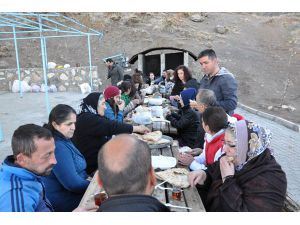 Kadın ve Gençlerden Kutsal Mekânlara ziyaret