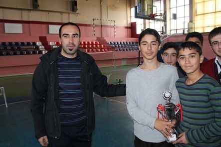 Okul Sporları Badminton Müsabakaları Sona Erdi galerisi resim 6