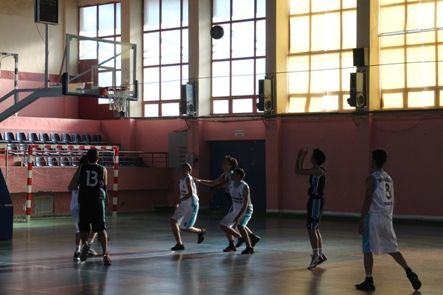 Gençler Basketbol Müsabakaları Başladı galerisi resim 4