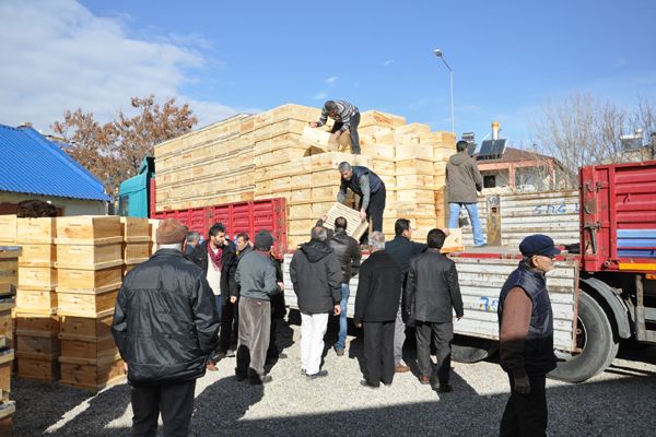 Tunceli’de iki bin organik kovan dağıtıldı galerisi resim 2