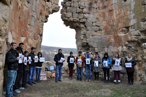 Yıkık kilisede Hrant anması galerisi resim 2