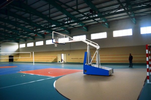 Hozat Kapalı Spor Salonu Hizmete Açıldı galerisi resim 3