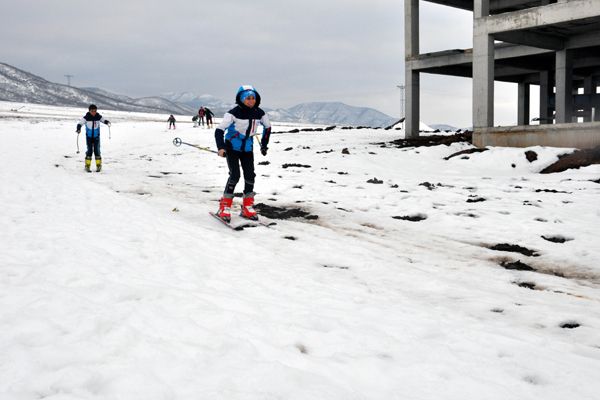 Tuncelili Kayakçılar Kar Bekliyor galerisi resim 1