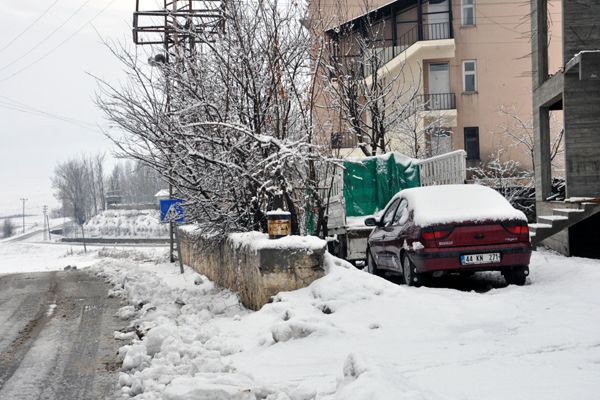 Ovacık'ta kar yağışı etkili oldu galerisi resim 2