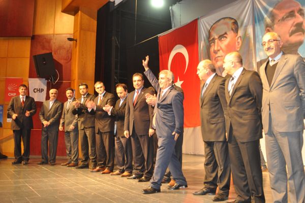 CHP Genel Başkan Yardımcısı Toprak, Tunceli'de galerisi resim 2