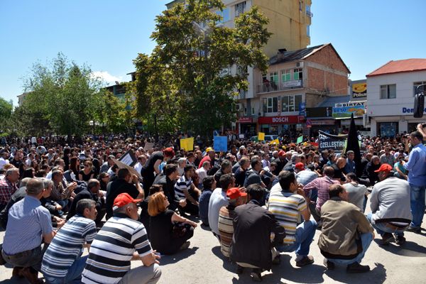 Binlerce kişi Soma için yürüdü galerisi resim 9