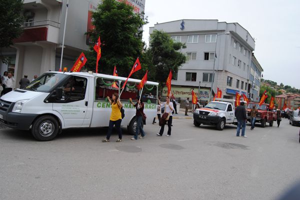 5 kadının cenazesi defnedildi galerisi resim 2