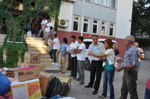 Rojava ve Şengal’e bir TIR daha gönderildi galerisi resim 3