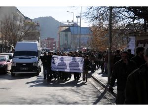 Gözaltılar Protesto Eden Grup, Emniyet Müdürlüğü Ö