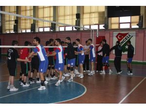 Voleybol Takımına Destek