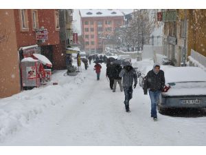 Tunceli'de Okullar 3 Gün Tatil Edildi