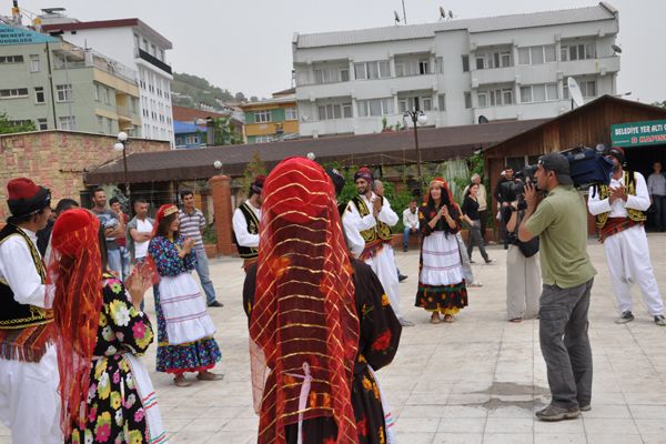 Varvara ekibinden gösteri galerisi resim 1