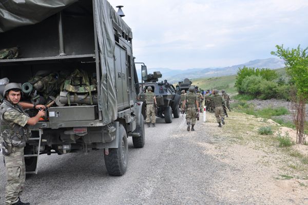 Tunceli’de Çatışmalar devam ediyor galerisi resim 1