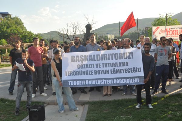 Gözaltı ve tutuklama protestosu galerisi resim 4