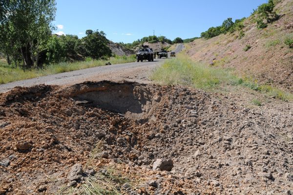 Tunceli’de askeri konvoya saldırı galerisi resim 1